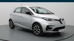 Gris highland (grijs metallic) Gebruikt 2022 Renault Zoe LIMITED Hatchback | € 15.790 (Eerlijke prijs)