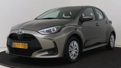 Occasion 2020 Toyota Yaris Active Hatchback | € 18.950 (Eerlijke prijs)