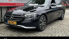 Zwart Gebruikt 2021 Mercedes E300 Avantgarde Stationwagen | € 34.750 (Super prijs)