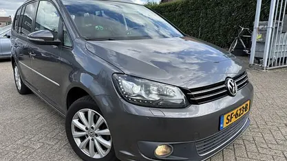 Grijs Occasion 2014 VW Touran Highline MPV | € 8.950 (Eerlijke prijs)