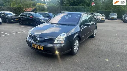 Grijs Gebruikt 2006 Renault Vel Satis Exception Hatchback | € 3.950 (Eerlijke prijs)
