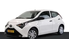 Wit Gebruikt 2019 Toyota Aygo Hatchback | € 7.999 (Super prijs)