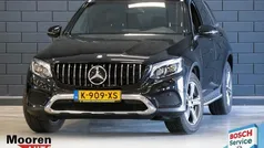 Zwart, metallic lak Gebruikt 2016 Mercedes GLC250 AMG SUV | € 26.950 (Super prijs)