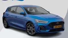 Gebruikt 2023 Ford Focus ST-Line Hatchback | € 23.900 (Goede deal)