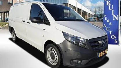 Occasion 2022 Mercedes Vito Van | € 12.850 (Goede deal)