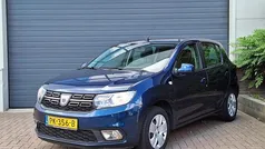 Blauw Gebruikt 2017 Dacia Sandero Lauréate Hatchback | € 9.995 (Eerlijke prijs)
