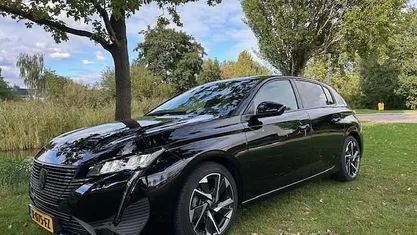 Occasion 2023 Peugeot 308 Business-Line Hatchback | € 23.950 (Eerlijke prijs)