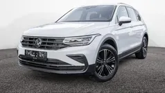 Gebruikt 2023 VW Tiguan Move SUV | € 39.264 (Eerlijke prijs)