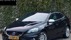 Gebruikt 2014 Volvo V40 Business Edition Hatchback | € 4.950 (Eerlijke prijs)