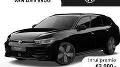 Zwart Nieuw 2025 VW Passat R-line Edition Stationwagen | € 55.035 (Goede deal)