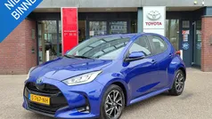 Blauw Gebruikt 2023 Toyota Yaris Hybrid Hatchback | € 22.239 (Eerlijke prijs)