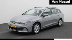 Grijs Gebruikt 2022 VW Golf VIII Life Stationwagen | € 22.900 (Eerlijke prijs)