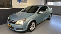 Blauw Gebruikt 2008 Opel Astra Cabriolet Cabriolet | € 3.750 (Eerlijke prijs)