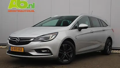 Grijs Gebruikt 2019 Opel Astra Edition Stationwagen | € 10.999 (Eerlijke prijs)