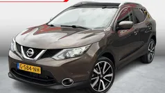 Bruin Gebruikt 2015 Nissan Qashqai Tekna SUV | € 11.999 (Eerlijke prijs)