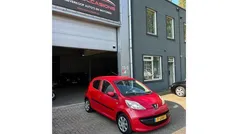 Rood Gebruikt 2008 Peugeot 107 Hatchback | € 1.950 (Eerlijke prijs)