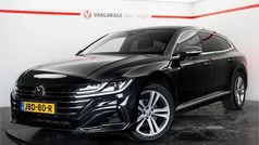 Zwart Gebruikt 2022 VW Arteon Business+ Stationwagen | € 29.944 (Goede deal)