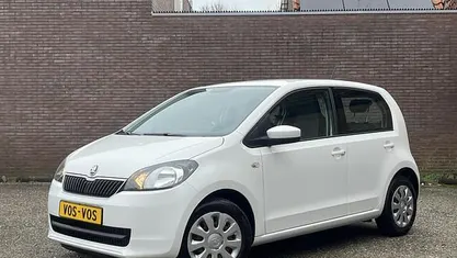 Occasion 2015 Skoda Citigo Ambition Hatchback | € 5.400 (Eerlijke prijs)