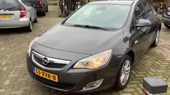 Grijs Gebruikt 2011 Opel Astra Cosmo Hatchback | € 2.480 (Eerlijke prijs)
