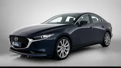 Blauw, metallic lak Gebruikt 2019 Mazda 3 Luxury Sedan | € 17.450 (Eerlijke prijs)