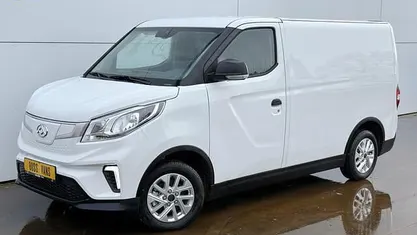 Wit Nieuw 2025 Maxus eDeliver 3 Van | € 17.445 (Goede deal)