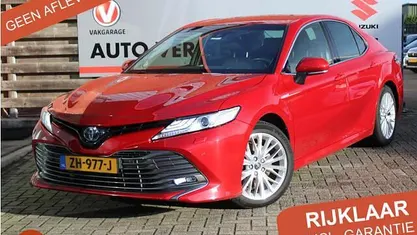 Occasion 2019 Toyota Camry Premium Sedan | € 25.950 (Goede deal)