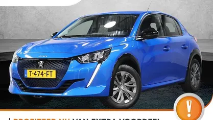 Occasion Peugeot e-208 Allure 100 kW (136 PK) 2023 Blauw Hatchback
