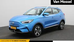 Blauw Gebruikt 2023 MG ZS Luxury Sedan | € 27.995 (Eerlijke prijs)