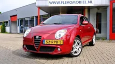 Rood Gebruikt 2011 Alfa Romeo MiTo Hatchback | € 4.950 (Eerlijke prijs)