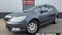 Grijs Gebruikt 2012 Skoda Octavia Ambition Stationwagen | € 7.995 (Eerlijke prijs)