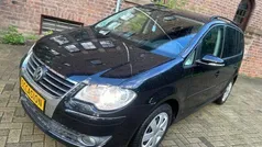 Zwart Gebruikt 2010 VW Touran Comfortline MPV | € 7.250 (Eerlijke prijs)