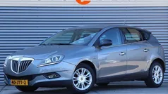 Grijs, metallic lak Gebruikt 2009 Lancia Delta Hatchback | € 4.650 (Eerlijke prijs)