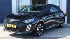 Zwart Gebruikt 2024 Peugeot 208 Allure Hatchback | € 21.895 (Goede deal)