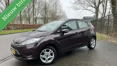 Paars Gebruikt 2010 Ford Fiesta Limited Hatchback | € 4.649 (Eerlijke prijs)