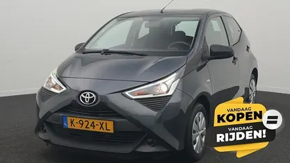 Gebruikt 2021 Toyota Aygo Hatchback | € 10.995 (Eerlijke prijs)