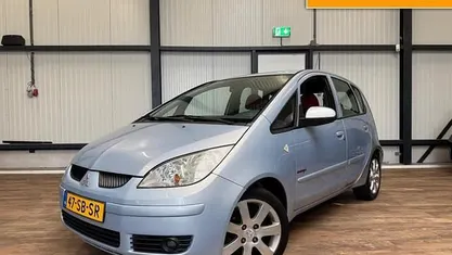 Occasion Mitsubishi Colt Invite 95 PK (69 kW) 2005 Blauw MPV