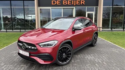 Rood Occasion 2023 Mercedes GLA250 AMG line SUV | € 39.995 (Goede deal)