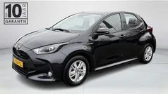 Gebruikt 2021 Toyota Yaris Hybrid Active Hatchback | € 19.440 (Eerlijke prijs)