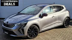 Grijs Gebruikt 2024 Renault Clio V Esprit Alpine Hatchback | € 24.295 (Eerlijke prijs)