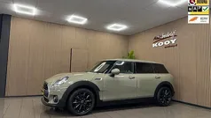 Grijs Gebruikt 2019 Mini One Clubman Business Stationwagen | € 16.475 (Eerlijke prijs)