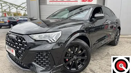 Zwart Occasion 2023 Audi RS Q3 S-Line SUV | € 73.995 (Eerlijke prijs)