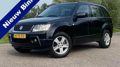 Zwart Gebruikt 2007 Suzuki Grand Vitara Exclusive SUV | € 5.995 (Eerlijke prijs)