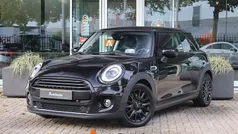 Zwart Gebruikt 2020 Mini Cooper Hatchback | € 18.900 (Eerlijke prijs)