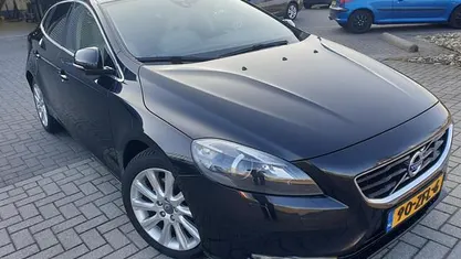 Occasion 2012 Volvo V40 Summum Hatchback | € 6.999 (Super prijs)