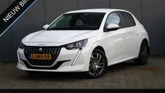 Wit Gebruikt 2021 Peugeot 208 Active Hatchback | € 15.495 (Eerlijke prijs)