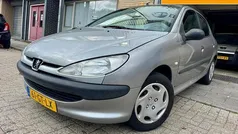 Gebruikt 2001 Peugeot 206 Hatchback | € 1.295 (Eerlijke prijs)