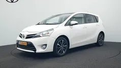 Wit metallic Gebruikt 2018 Toyota Verso Limited MPV | € 20.880 (Eerlijke prijs)