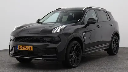 Zwart Gebruikt 2023 Lynk & Co 01 SUV | € 24.900 (Eerlijke prijs)