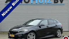 Zwart Gebruikt 2021 BMW 118 M Sport Hatchback | € 22.990 (Eerlijke prijs)