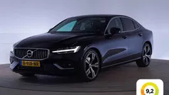Zwart, metallic lak Gebruikt 2019 Volvo S60 Inscription Sedan | € 26.909 (Super prijs)